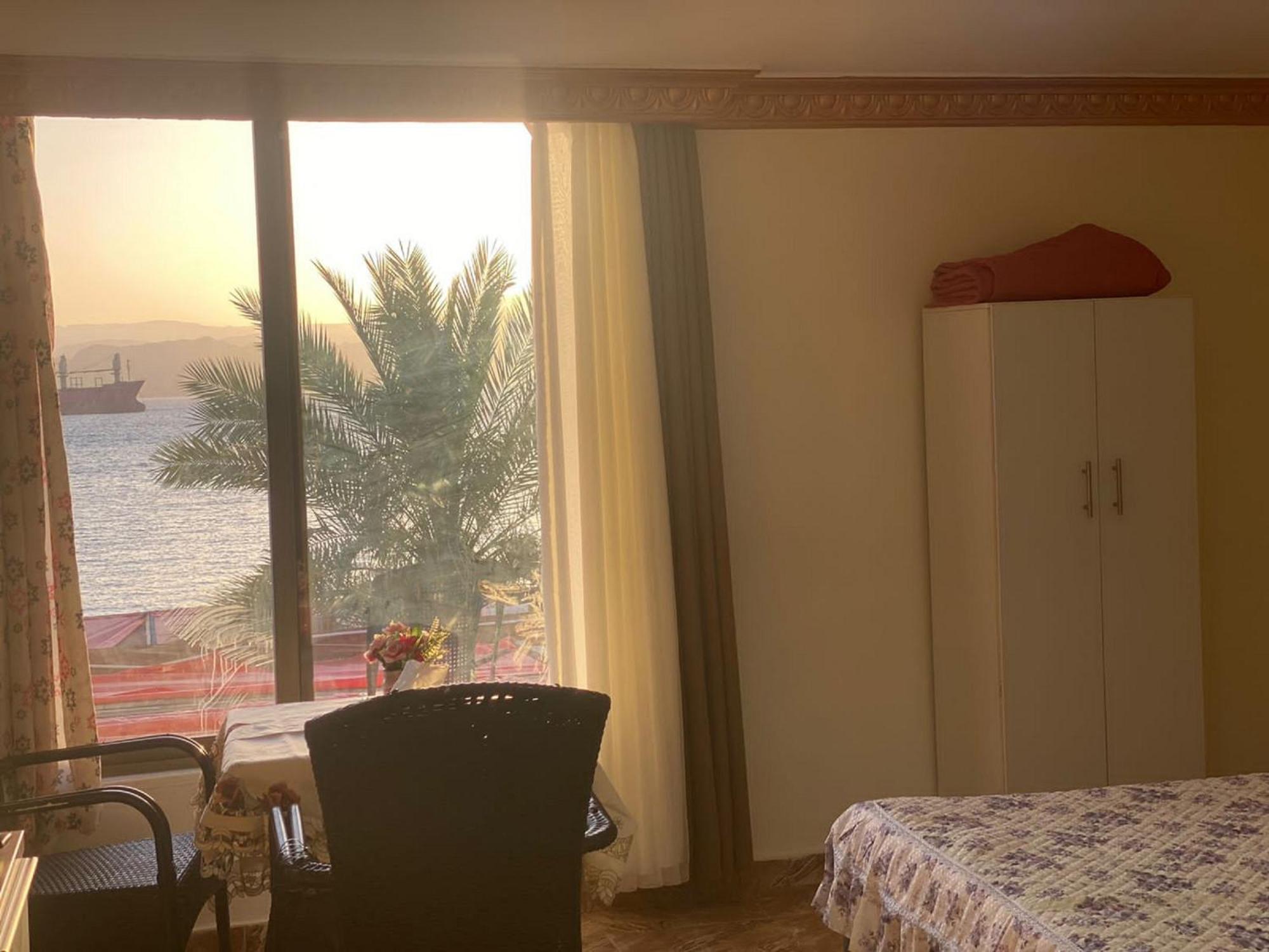 العقبة Al-Amer Chalets المظهر الخارجي الصورة