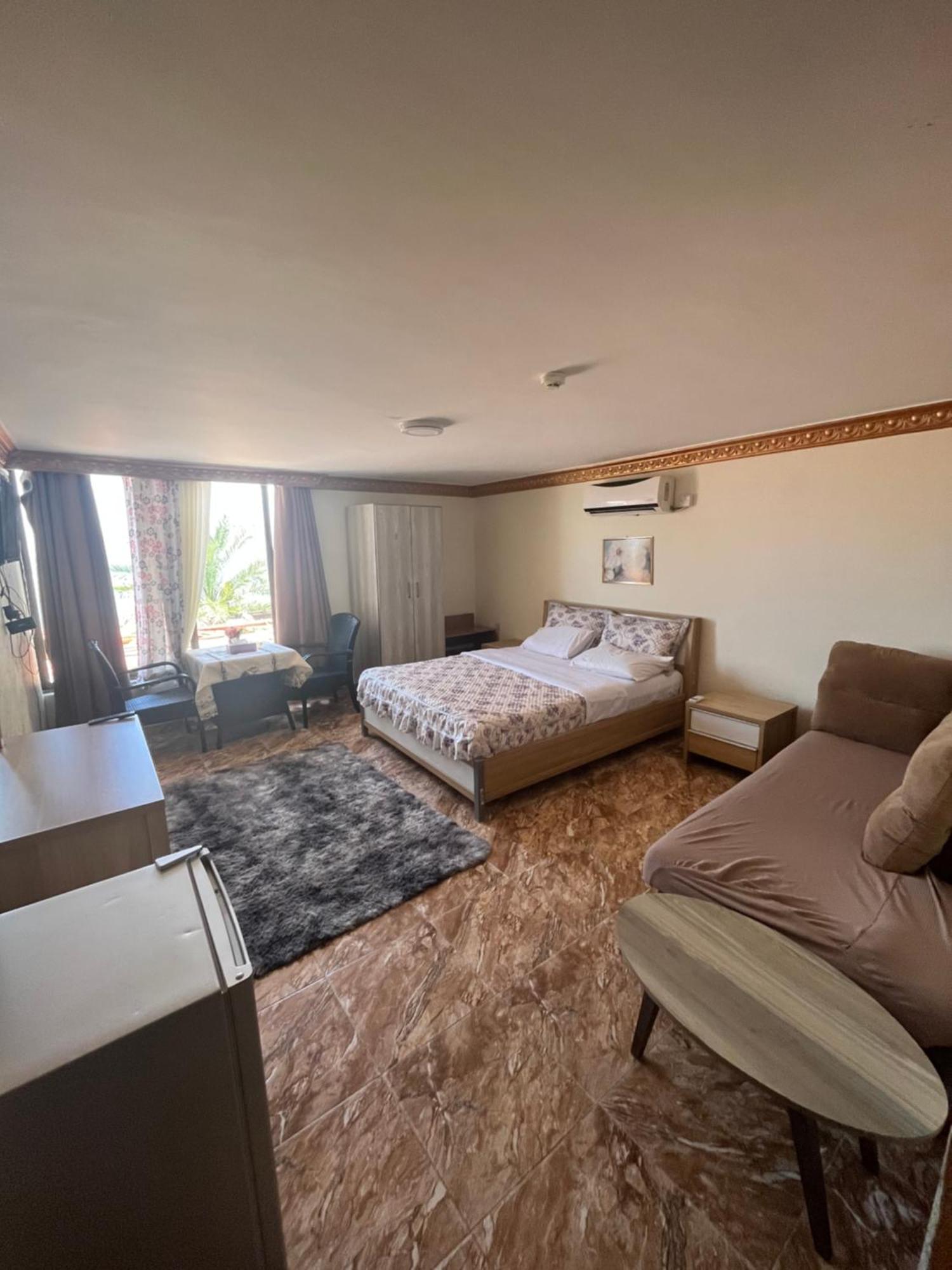 العقبة Al-Amer Chalets المظهر الخارجي الصورة